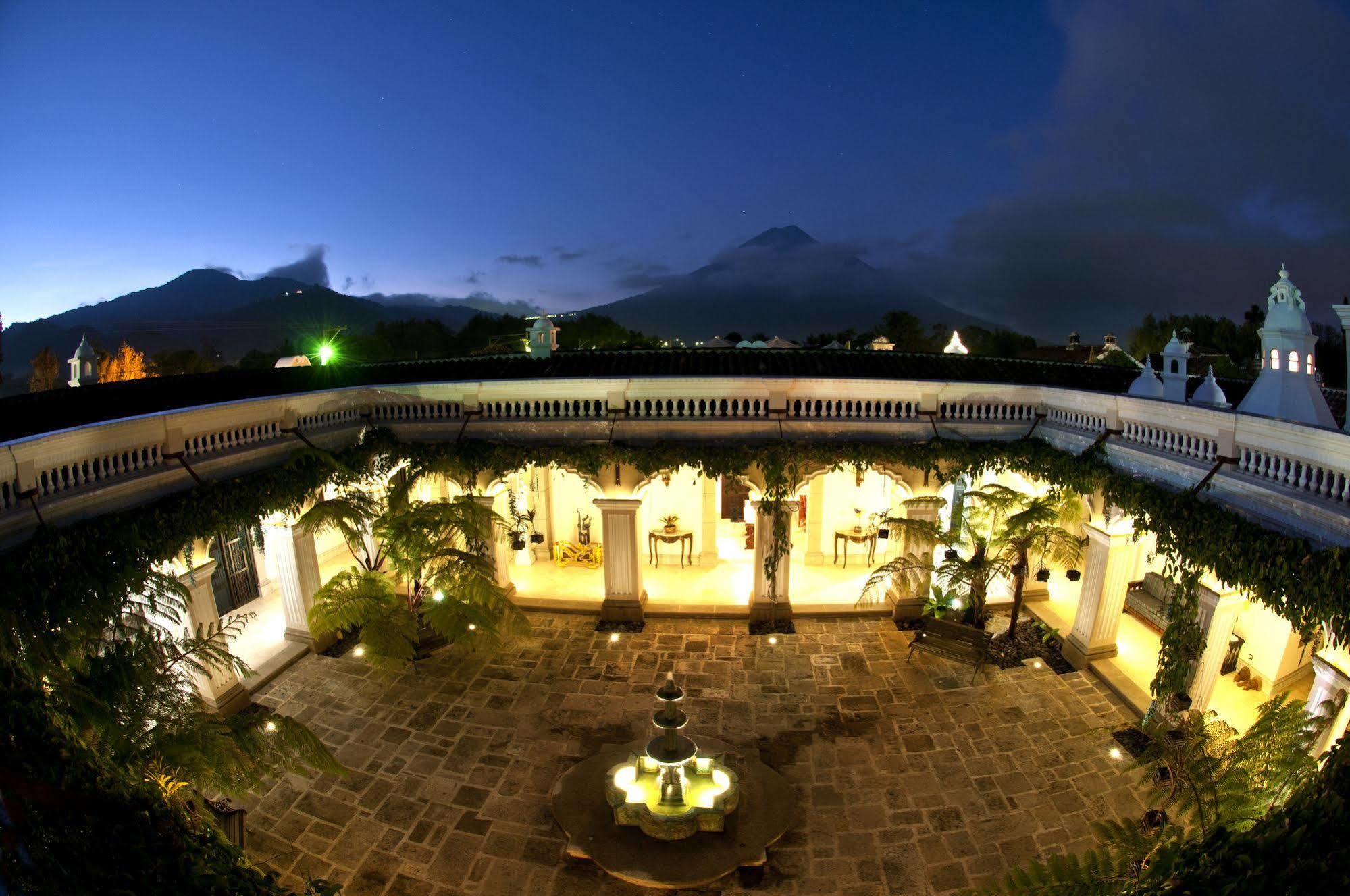 Pensativo House Hotel (Adults Only) Antigua Ngoại thất bức ảnh