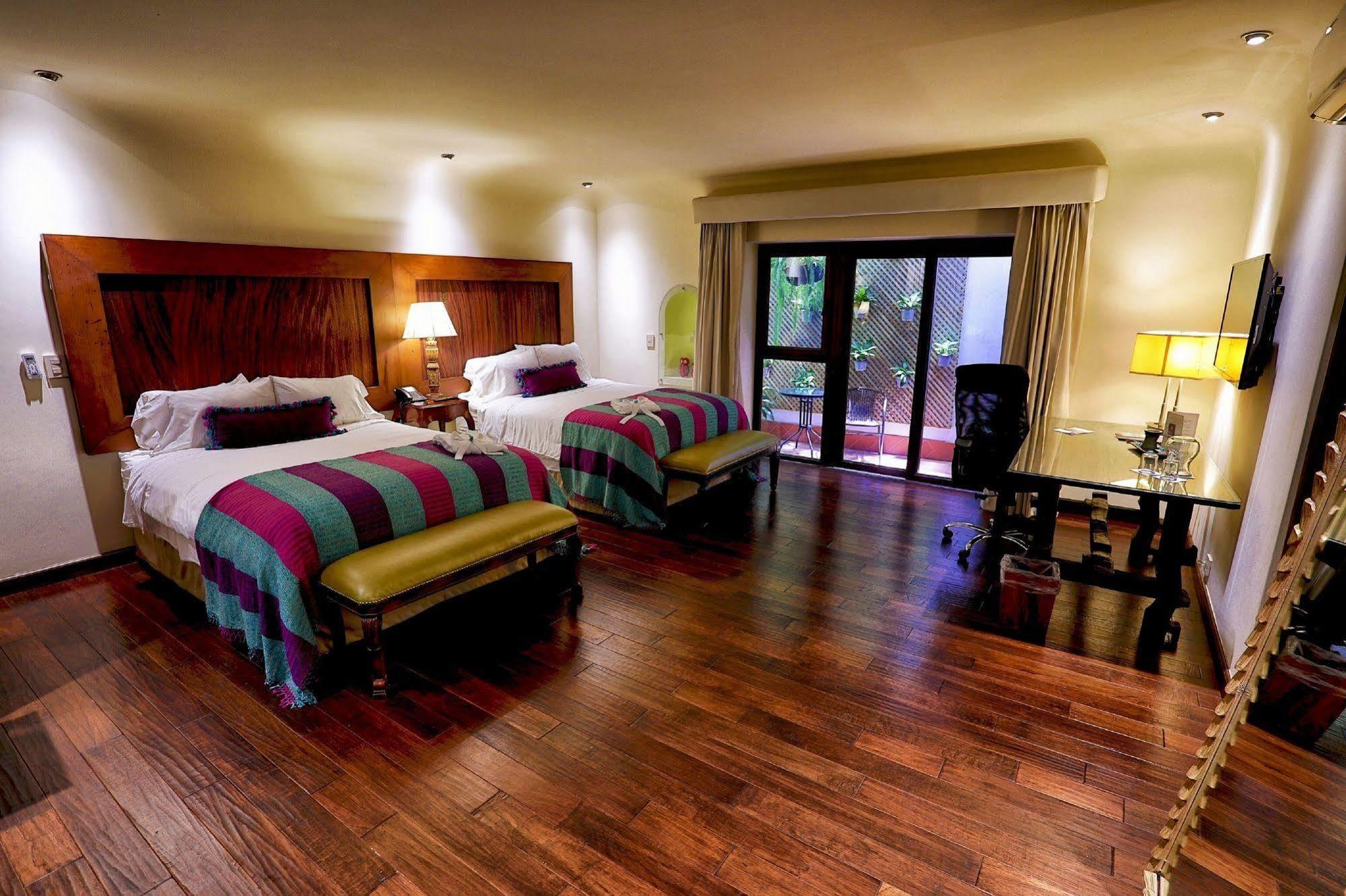 Pensativo House Hotel (Adults Only) Antigua Ngoại thất bức ảnh