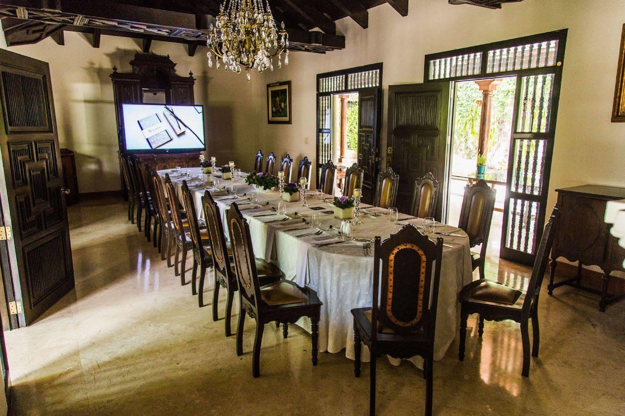 Pensativo House Hotel (Adults Only) Antigua Ngoại thất bức ảnh